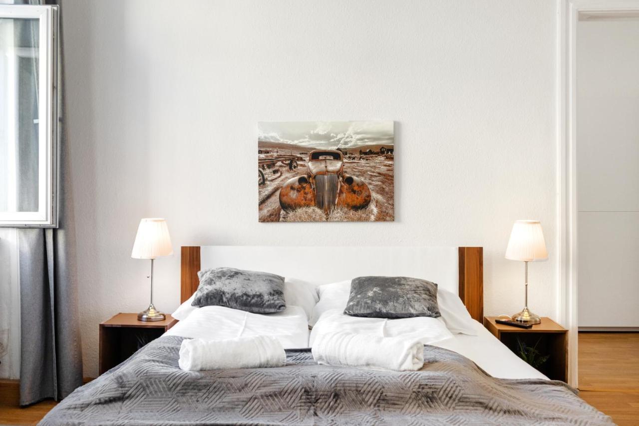 Beautiful 2Br Aptartment 12 Minutes To Downtown Wien Eksteriør bilde