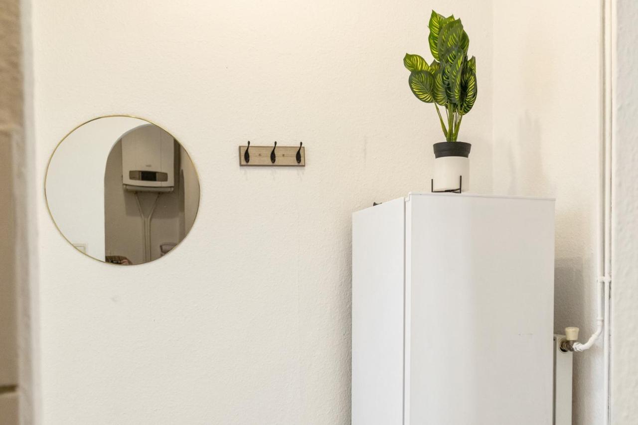 Beautiful 2Br Aptartment 12 Minutes To Downtown Wien Eksteriør bilde
